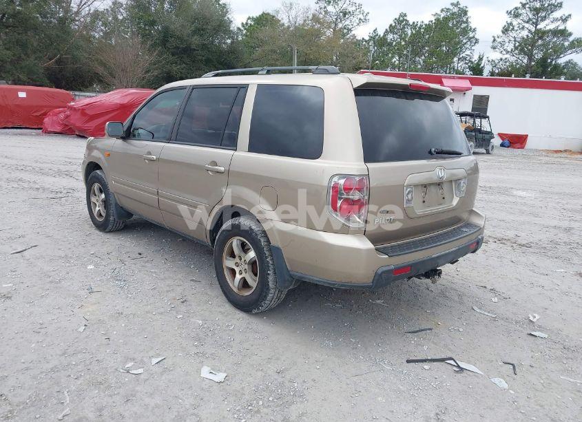Photo 3 of 2006 Honda Pilot EX-L (VIN 5FNYF28566B010295)