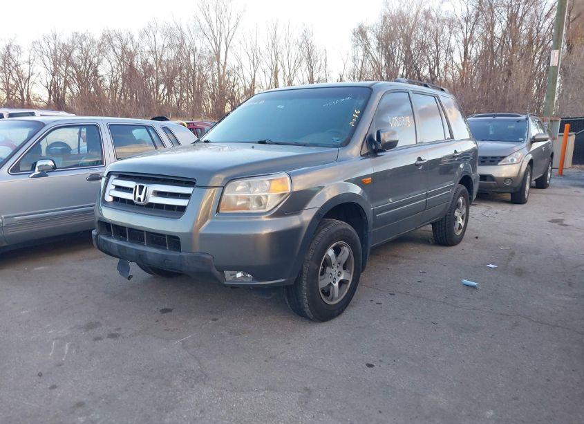 Photo 2 of 2007 Honda Pilot EX-L (VIN 5FNYF28567B018754)