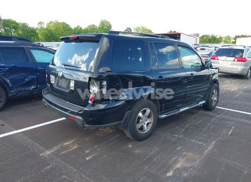 Photo 4 of 2006 Honda Pilot EX-L (VIN 5FNYF28586B017961)