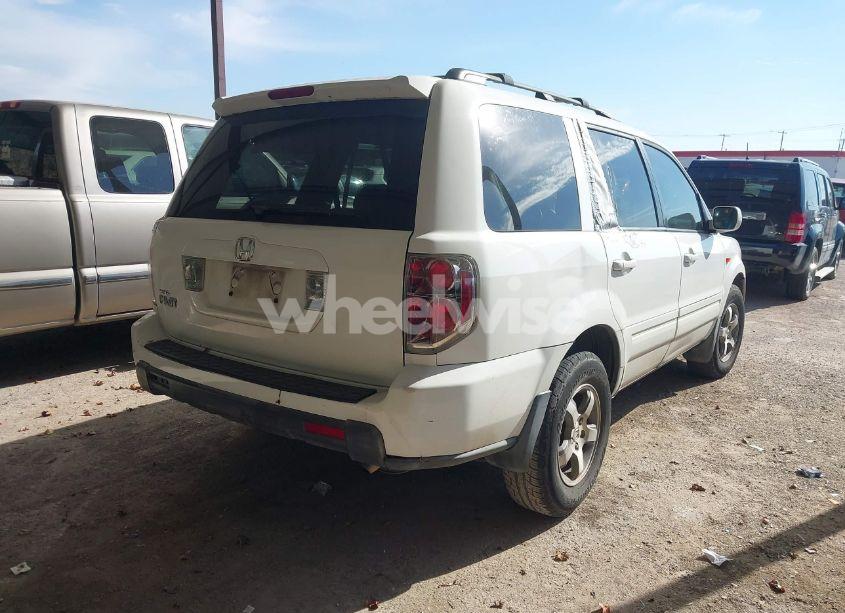 Photo 4 of 2006 Honda Pilot EX-L (VIN 5FNYF28586B033660)