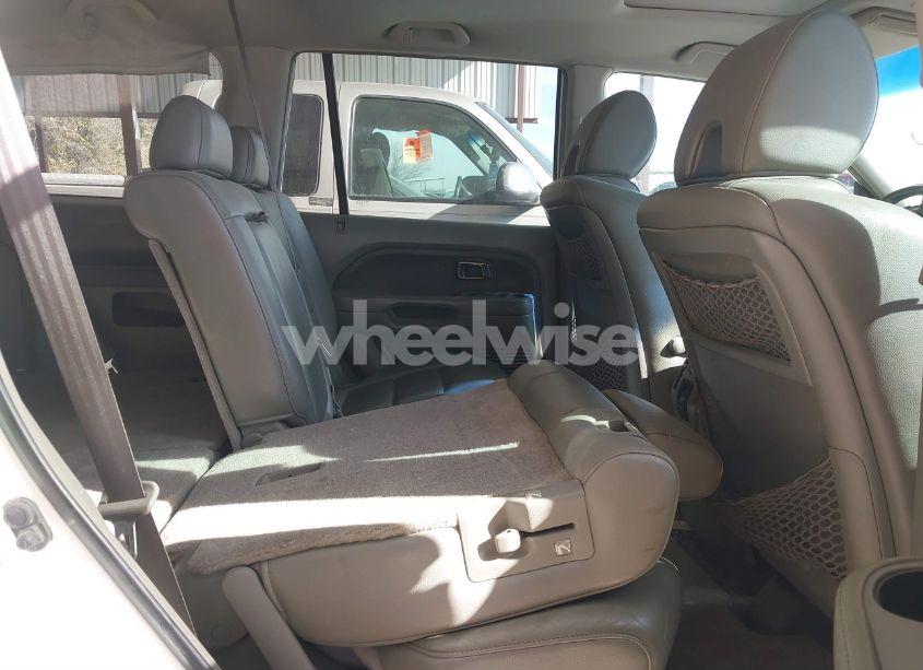 Photo 8 of 2006 Honda Pilot EX-L (VIN 5FNYF28586B033660)