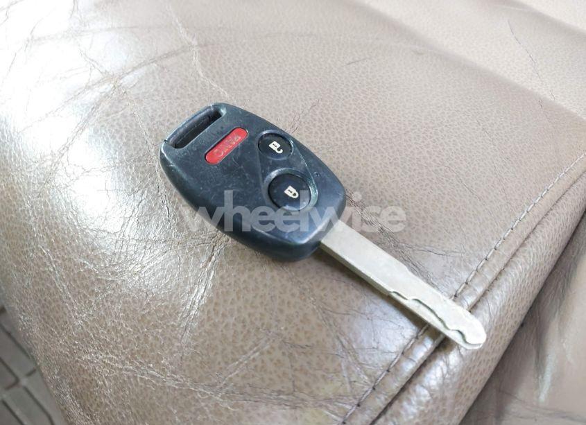 Photo 11 of 2006 Honda Pilot EX-L (VIN 5FNYF28586B039412)