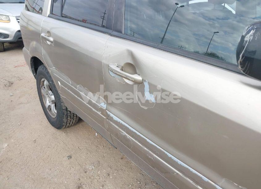 Photo 6 of 2006 Honda Pilot EX-L (VIN 5FNYF28586B039412)