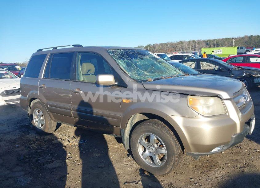 Photo 13 of 2007 Honda Pilot EX-L (VIN 5FNYF28587B031652)