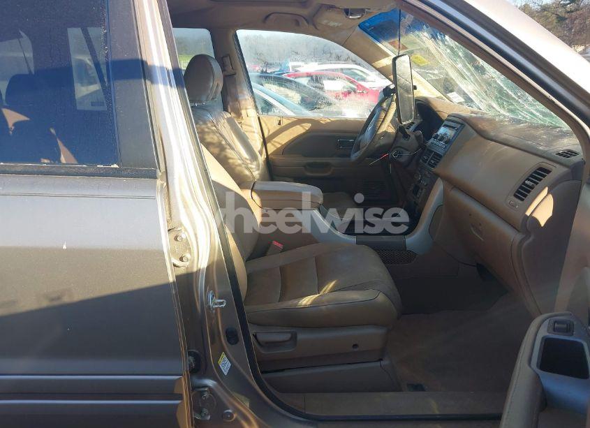 Photo 5 of 2007 Honda Pilot EX-L (VIN 5FNYF28587B031652)