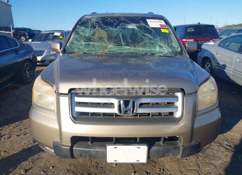 Photo 6 of 2007 Honda Pilot EX-L (VIN 5FNYF28587B031652)