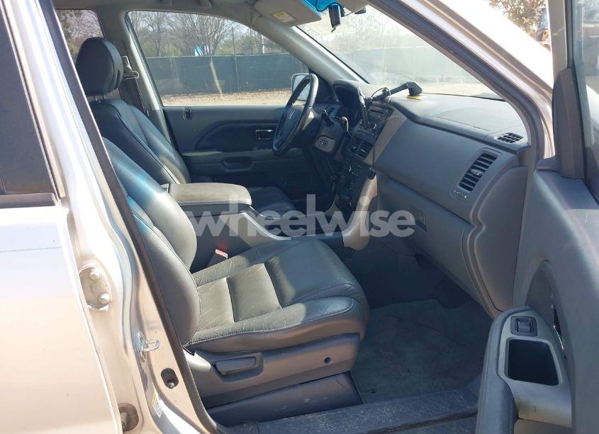 Photo 5 of 2008 Honda Pilot EX-L (VIN 5FNYF28588B006476)