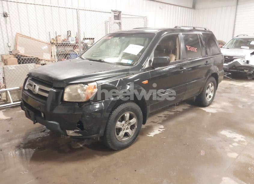 Photo 2 of 2007 Honda Pilot EX-L (VIN 5FNYF28597B008414)