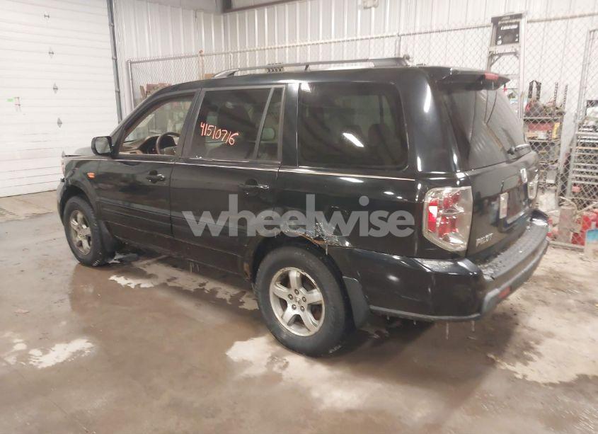 Photo 3 of 2007 Honda Pilot EX-L (VIN 5FNYF28597B008414)