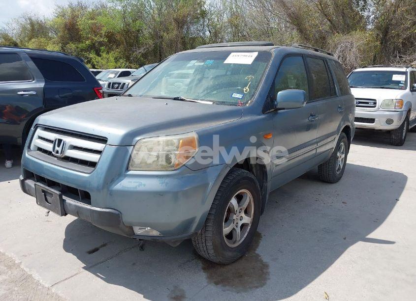 Photo 2 of 2007 Honda Pilot EX-L (VIN 5FNYF28597B037850)