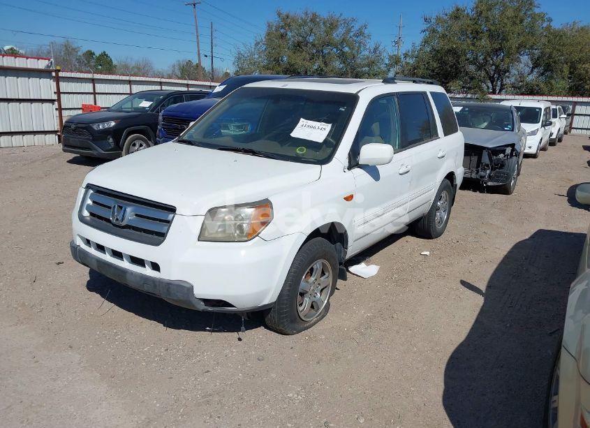 Photo 2 of 2008 Honda Pilot EX-L (VIN 5FNYF28598B027501)