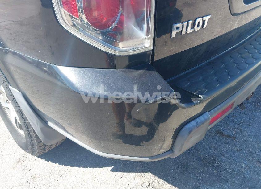 Photo 14 of 2006 Honda Pilot EX-L (VIN 5FNYF285X6B006749)