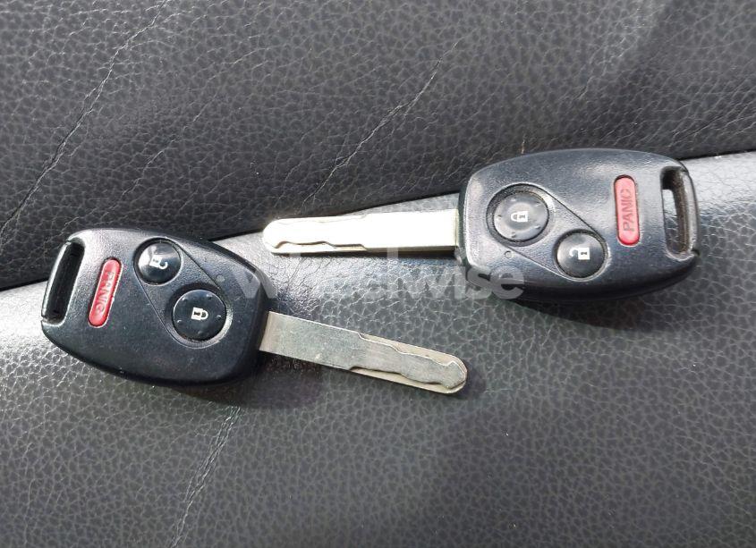 Photo 11 of 2006 Honda Pilot EX-L (VIN 5FNYF285X6B022868)