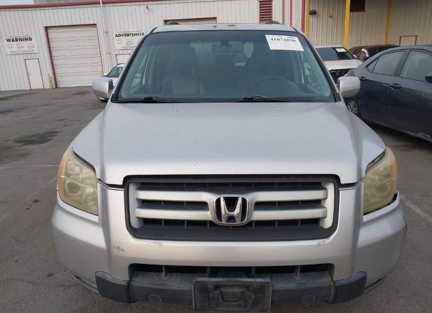 Photo 12 of 2006 Honda Pilot EX-L (VIN 5FNYF285X6B049309)