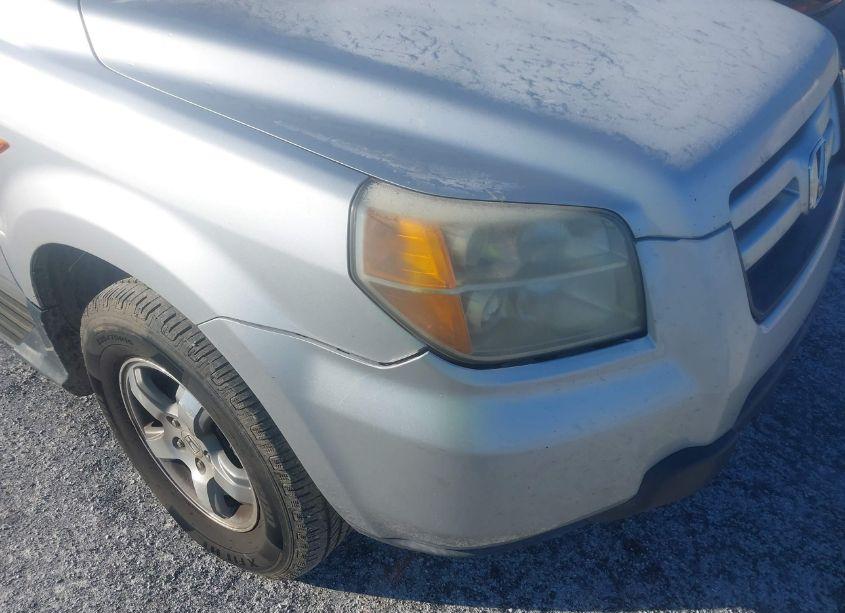 Photo 12 of 2008 Honda Pilot EX-L (VIN 5FNYF285X8B004213)