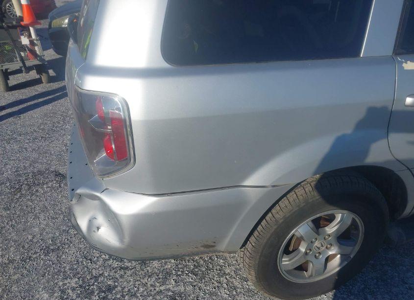 Photo 14 of 2008 Honda Pilot EX-L (VIN 5FNYF285X8B004213)