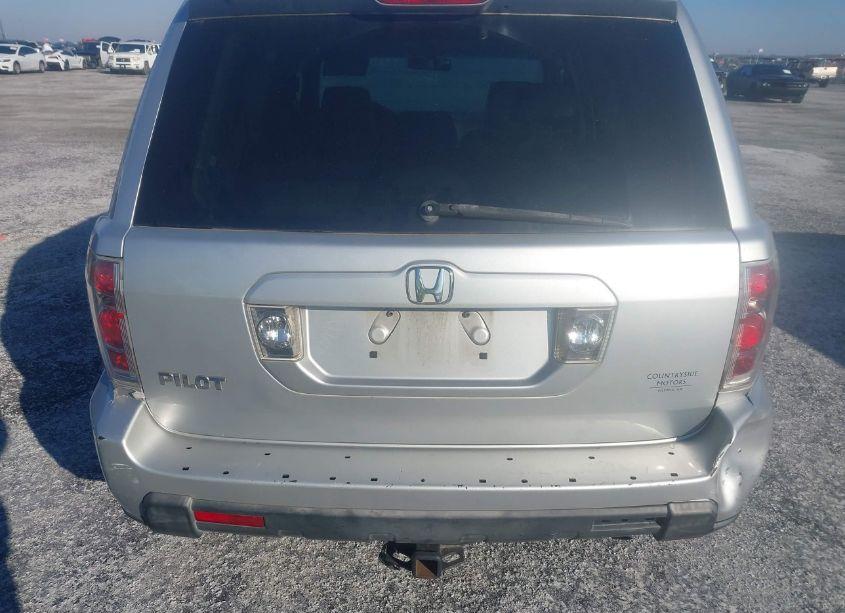 Photo 15 of 2008 Honda Pilot EX-L (VIN 5FNYF285X8B004213)