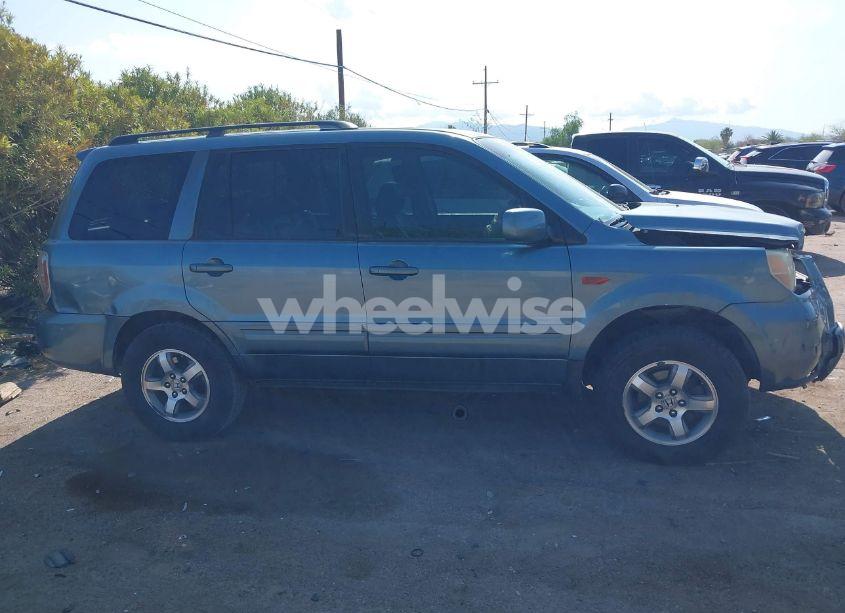 Photo 14 of 2006 Honda Pilot EX-L (VIN 5FNYF28606B006557)