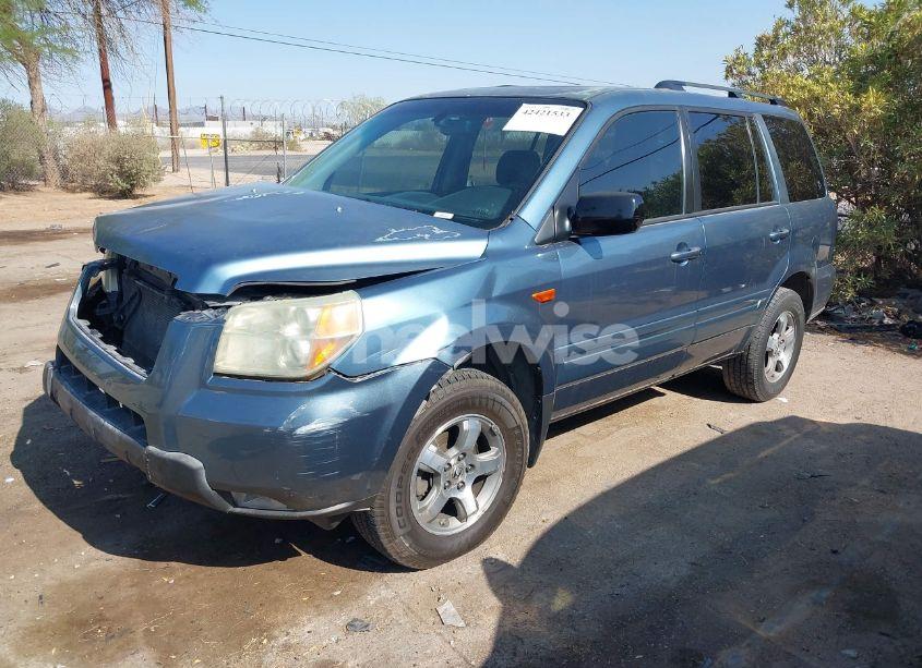 Photo 2 of 2006 Honda Pilot EX-L (VIN 5FNYF28606B006557)