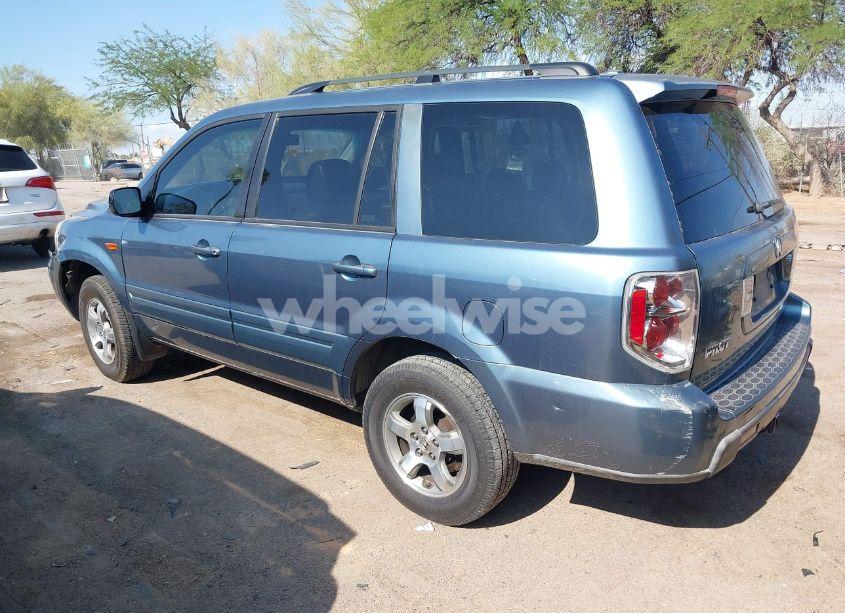 Photo 3 of 2006 Honda Pilot EX-L (VIN 5FNYF28606B006557)