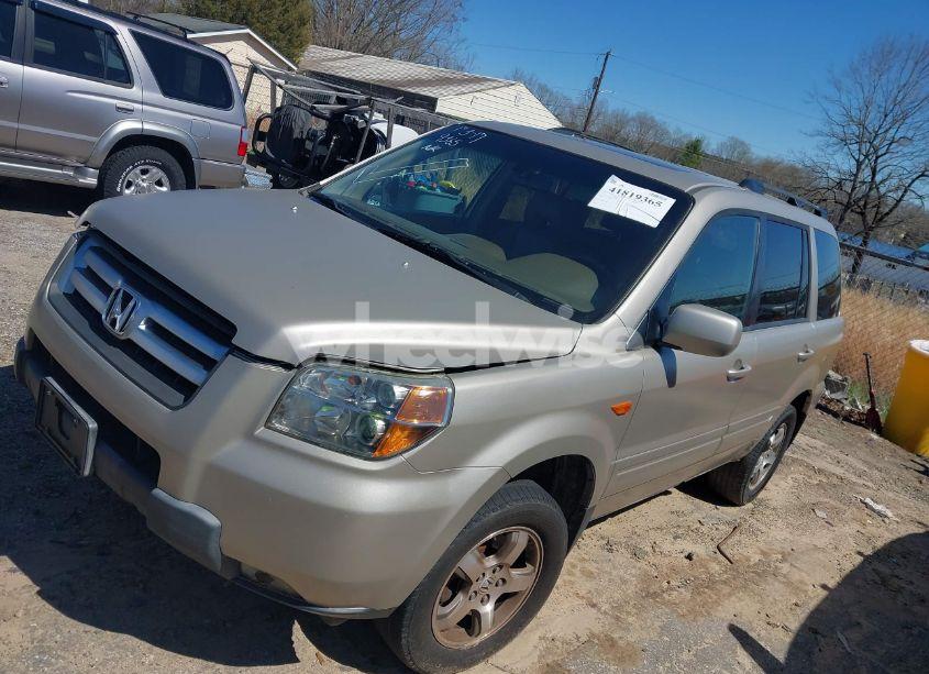 Photo 2 of 2006 Honda Pilot EX-L (VIN 5FNYF28626B016118)