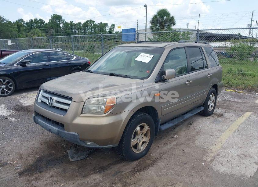 Photo 2 of 2008 Honda Pilot EX-L (VIN 5FNYF28638B003543)