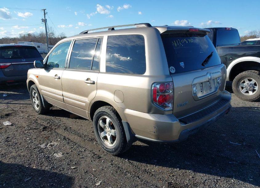 Photo 3 of 2006 Honda Pilot EX-L (VIN 5FNYF28646B029646)