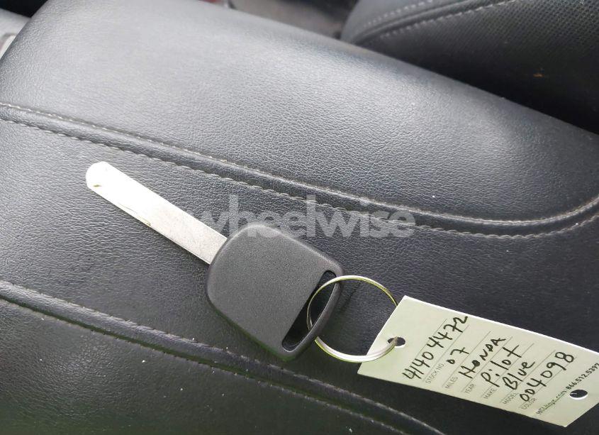 Photo 11 of 2007 Honda Pilot EX-L (VIN 5FNYF28647B004098)