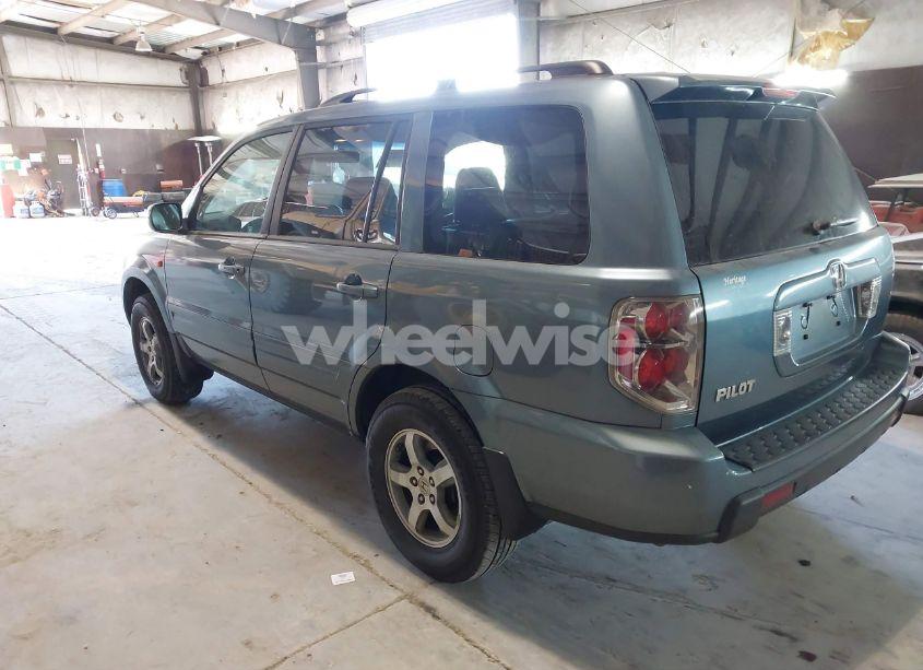 Photo 3 of 2007 Honda Pilot EX-L (VIN 5FNYF28647B004098)