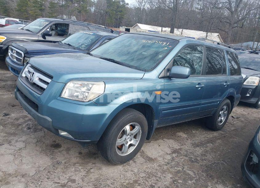 Photo 2 of 2007 Honda Pilot EX-L (VIN 5FNYF28647B008684)