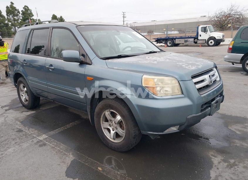 2006 Honda Pilot EX-L (VIN 5FNYF28666B020107) main photo