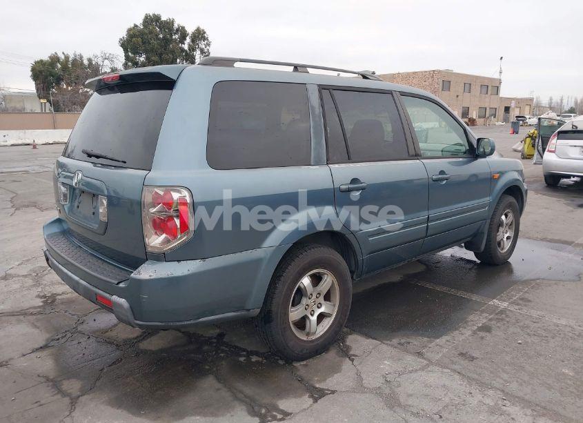 Photo 4 of 2006 Honda Pilot EX-L (VIN 5FNYF28666B020107)