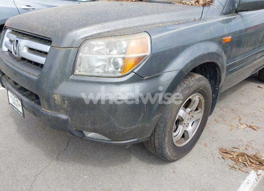 Photo 6 of 2007 Honda Pilot EX-L (VIN 5FNYF28667B025454)