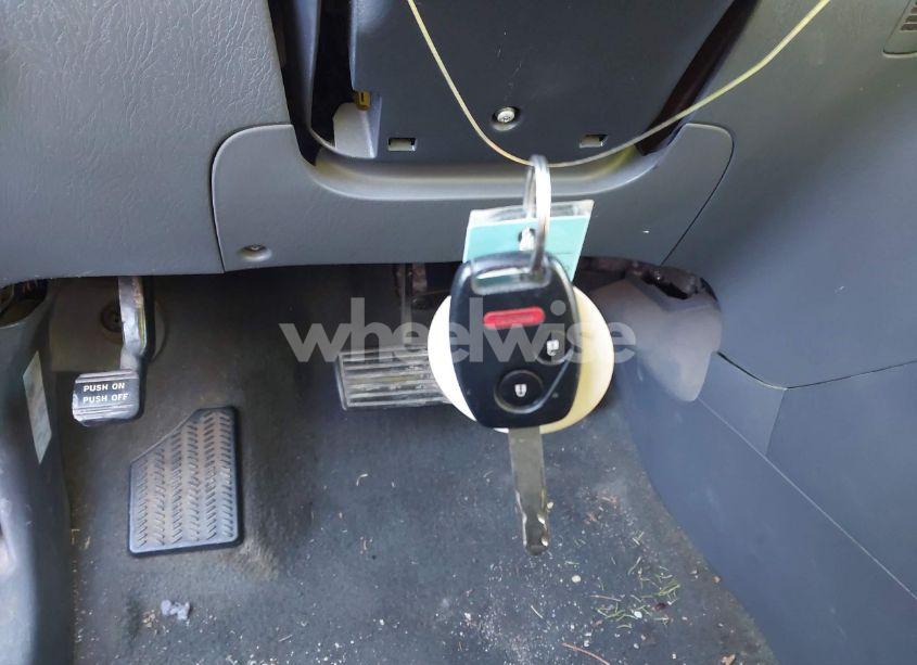 Photo 11 of 2007 Honda Pilot EX-L (VIN 5FNYF28677B028623)