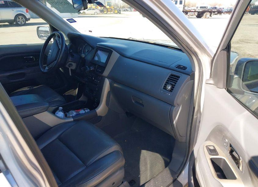 Photo 5 of 2008 Honda Pilot EX-L (VIN 5FNYF28678B015890)