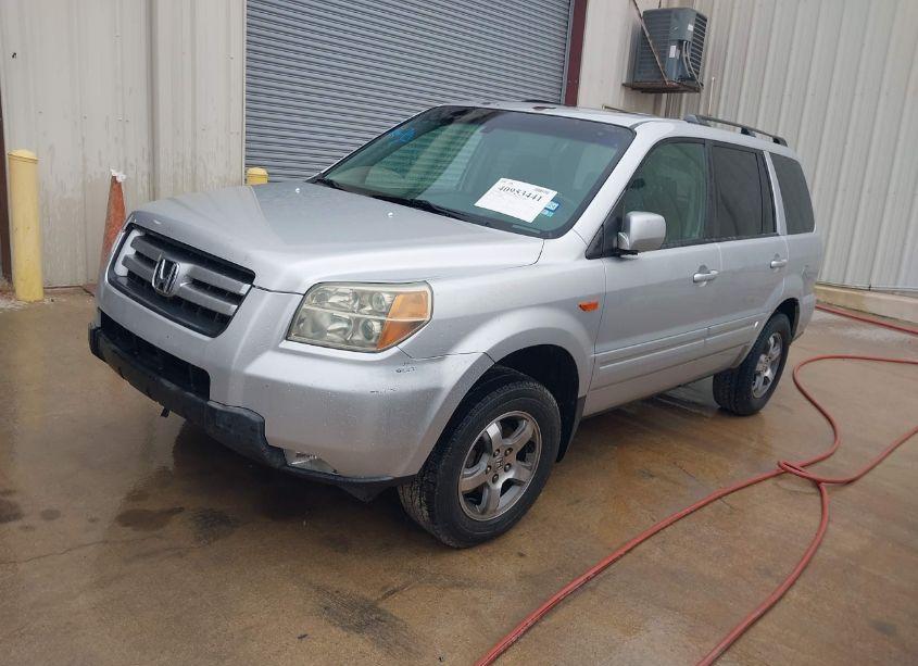 Photo 2 of 2006 Honda Pilot EX-L (VIN 5FNYF28686B006872)