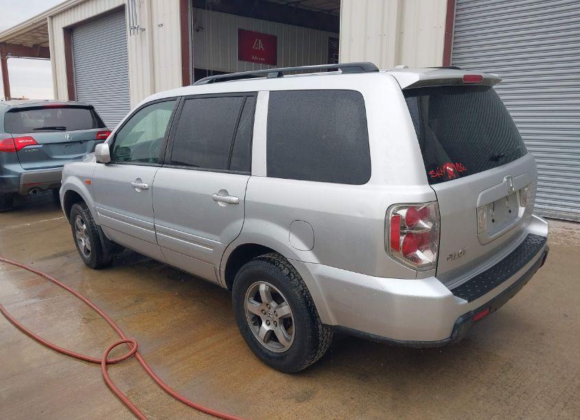 Photo 3 of 2006 Honda Pilot EX-L (VIN 5FNYF28686B006872)