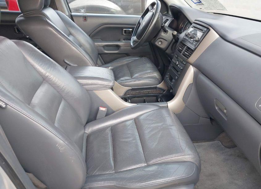 Photo 5 of 2006 Honda Pilot EX-L (VIN 5FNYF28686B006872)