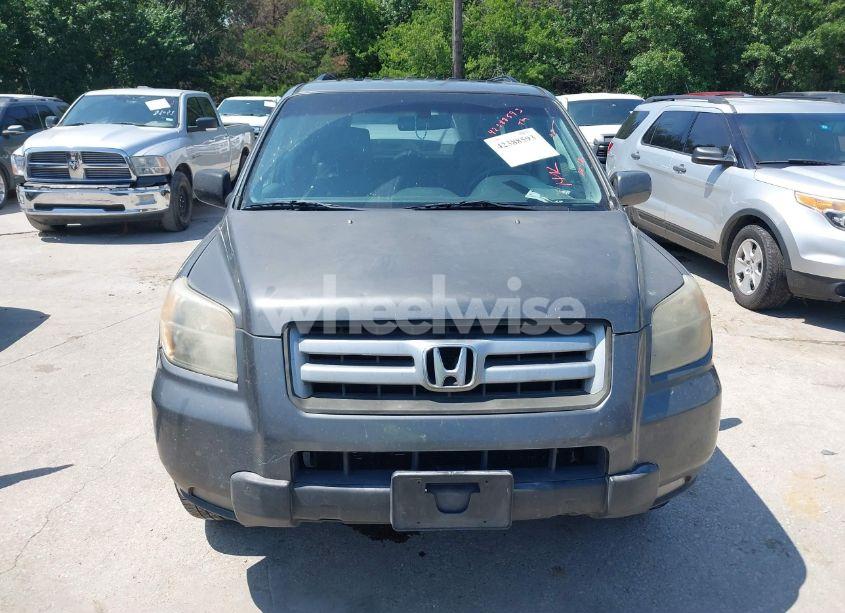 Photo 6 of 2007 Honda Pilot EX-L (VIN 5FNYF28687B022619)