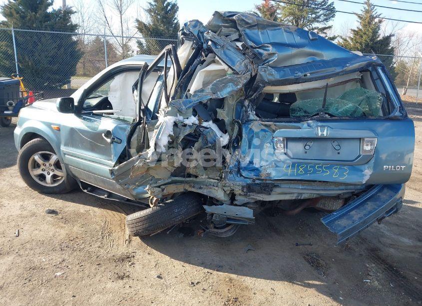 Photo 3 of 2006 Honda Pilot EX-L (VIN 5FNYF286X6B001852)