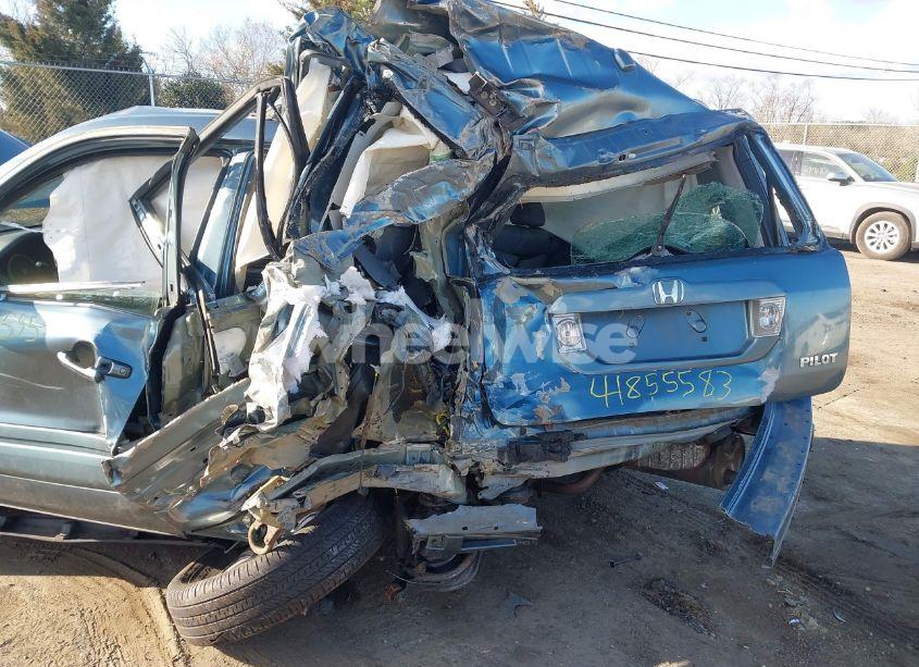 Photo 6 of 2006 Honda Pilot EX-L (VIN 5FNYF286X6B001852)