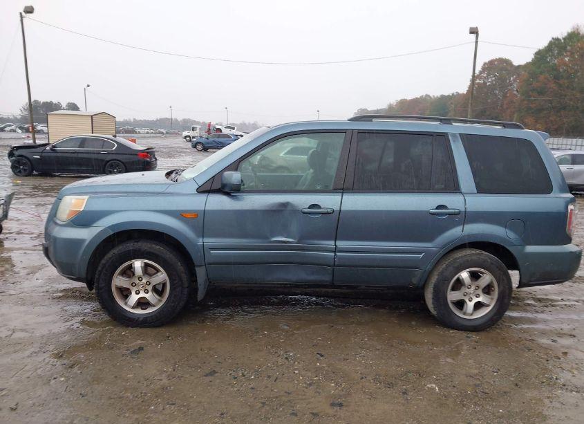 Photo 12 of 2006 Honda Pilot EX-L (VIN 5FNYF286X6B029330)