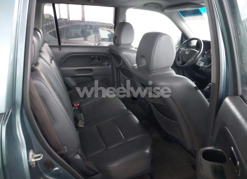 Photo 8 of 2007 Honda Pilot EX-L (VIN 5FNYF286X7B034951)