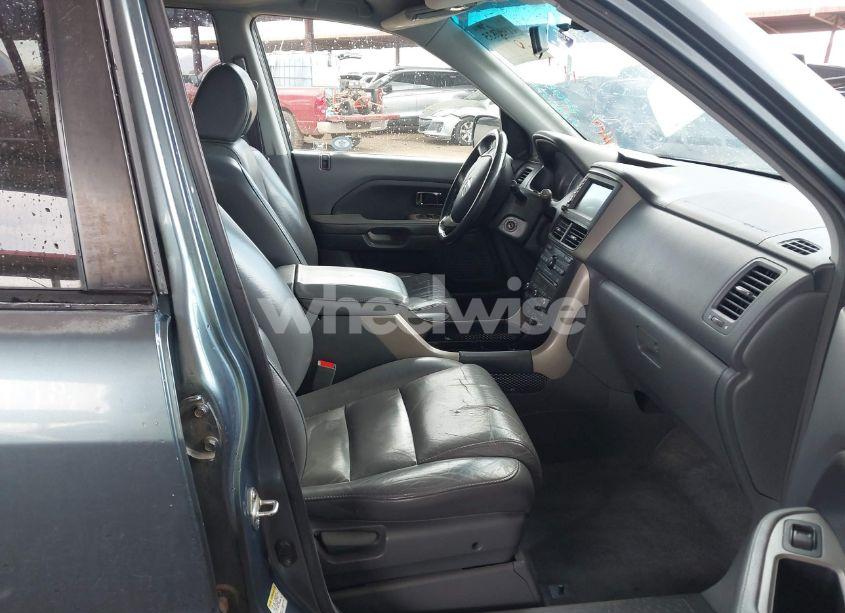 Photo 5 of 2006 Honda Pilot EX-L (VIN 5FNYF28736B027038)