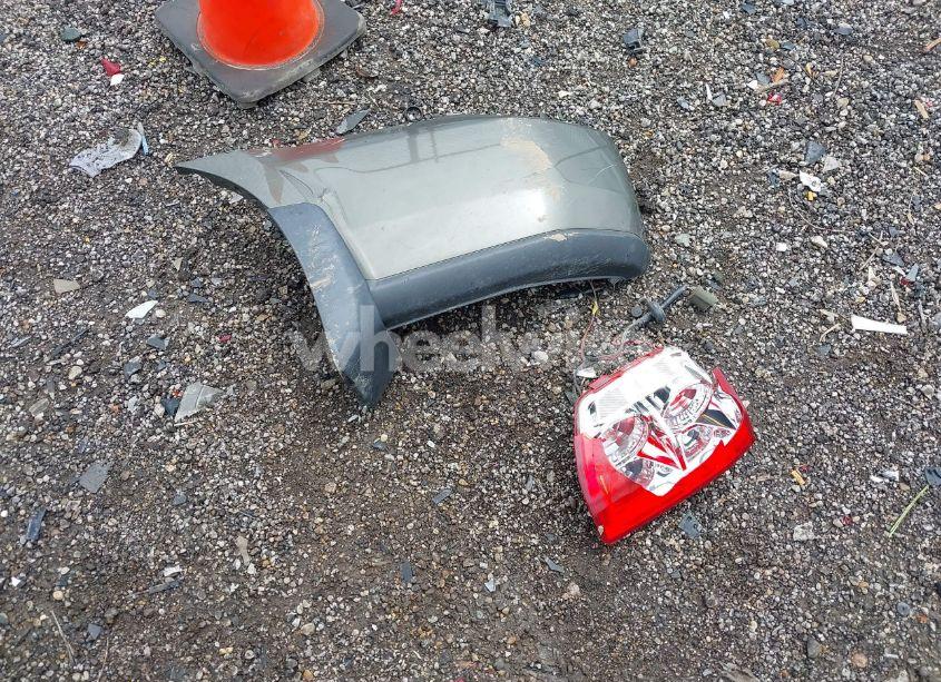 Photo 12 of 2006 Honda Pilot EX-L (VIN 5FNYF28746B003928)