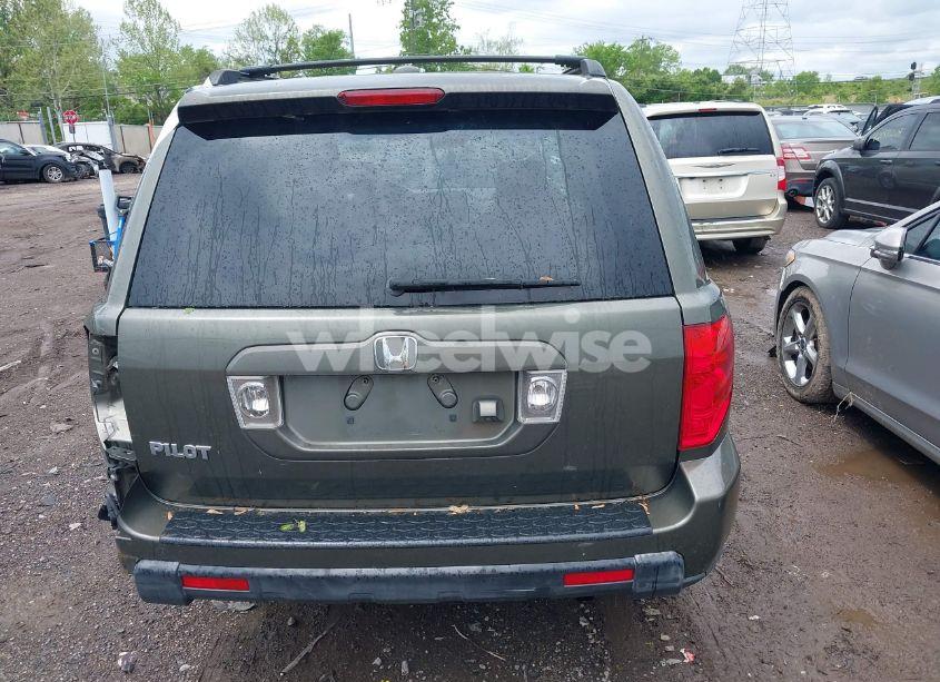 Photo 17 of 2006 Honda Pilot EX-L (VIN 5FNYF28746B003928)