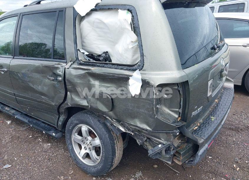 Photo 6 of 2006 Honda Pilot EX-L (VIN 5FNYF28746B003928)
