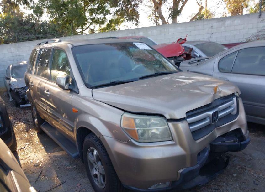 Photo 13 of 2006 Honda Pilot EX-L (VIN 5FNYF28756B017191)