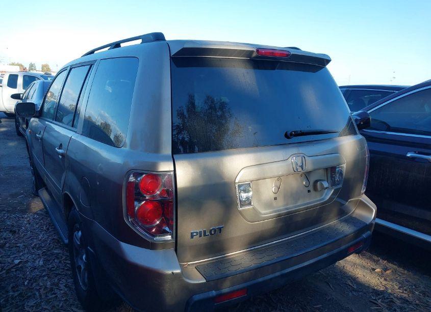 Photo 3 of 2006 Honda Pilot EX-L (VIN 5FNYF28756B017191)
