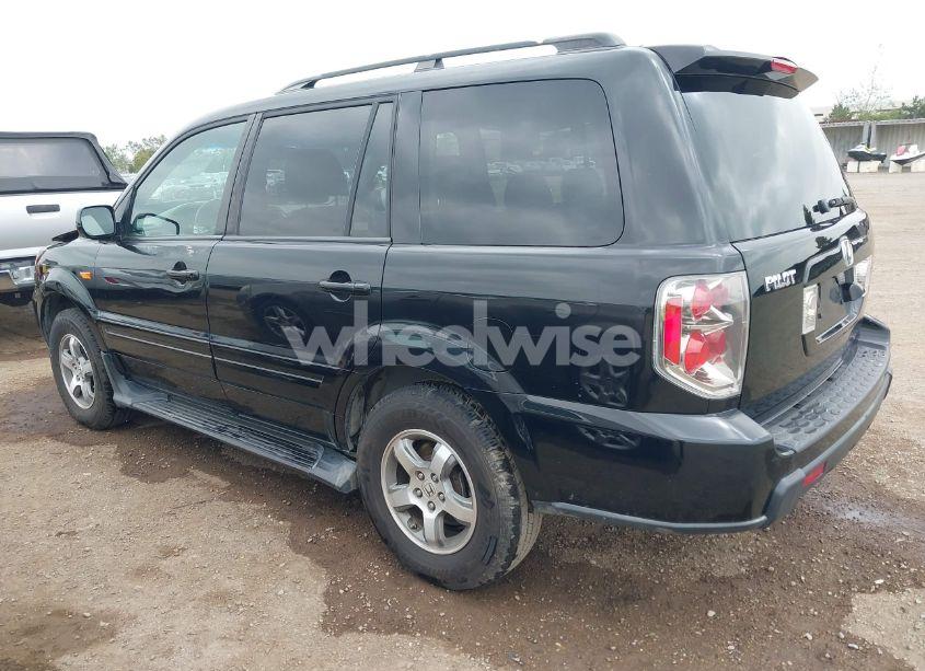 Photo 3 of 2007 Honda Pilot EX-L (VIN 5FNYF28757B028192)